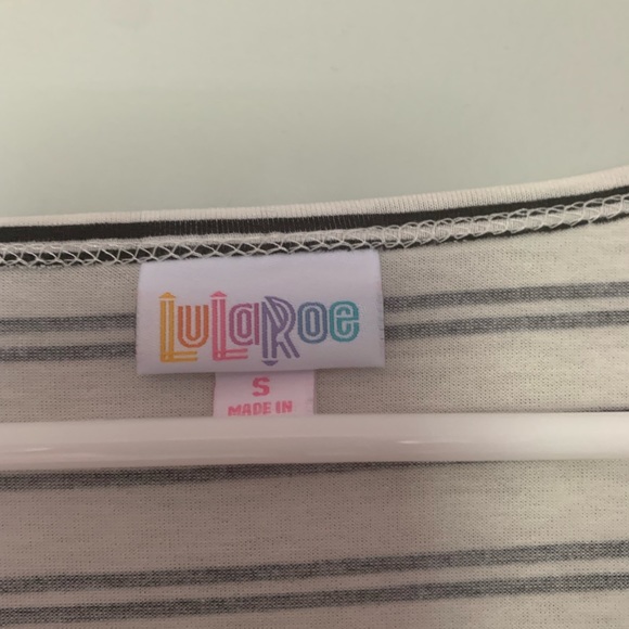 NWOT LuLaRoe Irma Tunic Top - Picture 4 of 5